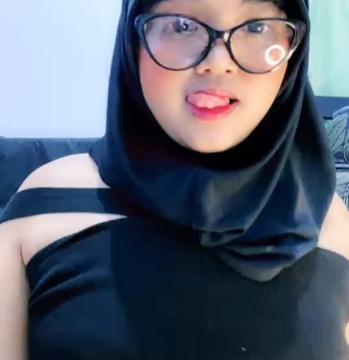 2025-03-06-185928 XELLA ID: 4298228 Papaya Live