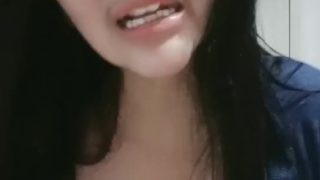 2025-03-19-155150 Dania ID: 4594367 Papaya Live
