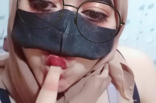 2025-01-24-105212 Sintaaa ID: 4254264 Papaya Live