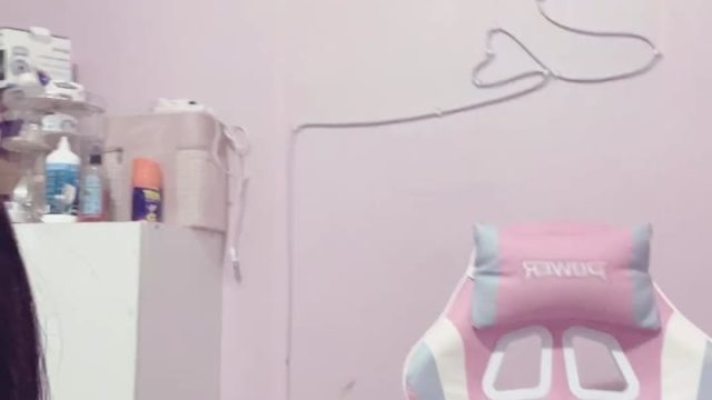 2024-07-19-181427 angggun ID: 1791772340678291458 Hot51