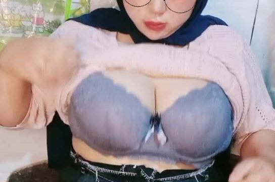 2025-01-15-010101 Visya bilqis ID: 3675306 Papaya Live