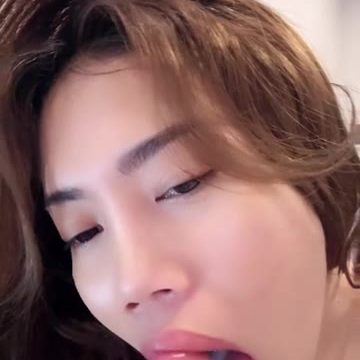 2025-01-01-180120 MARSHA ID: 1760973668703838209 Hot51