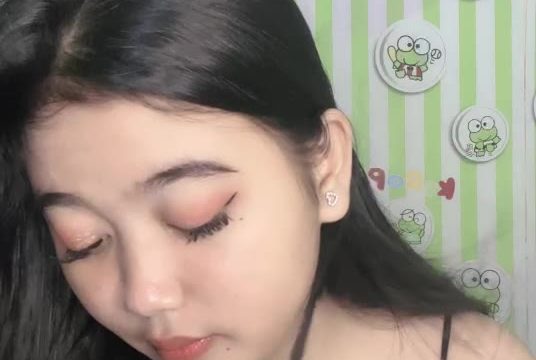 2024-10-25-153240 Amelia ID: 2738223 Papaya Live